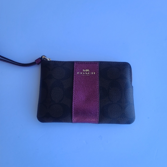 Coach Corner Zip Wristlet in Signature Canvas BROWN/ PURPLE MULTI - Picture 5 of 5